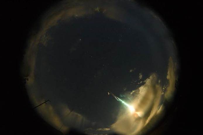 Imagen de la bola de fuego capturada en Northam. Crédito: Desert Fireball Network, Curtin University.
