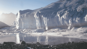 Misterioso mundo bajo el lago Vostok en la Antártida